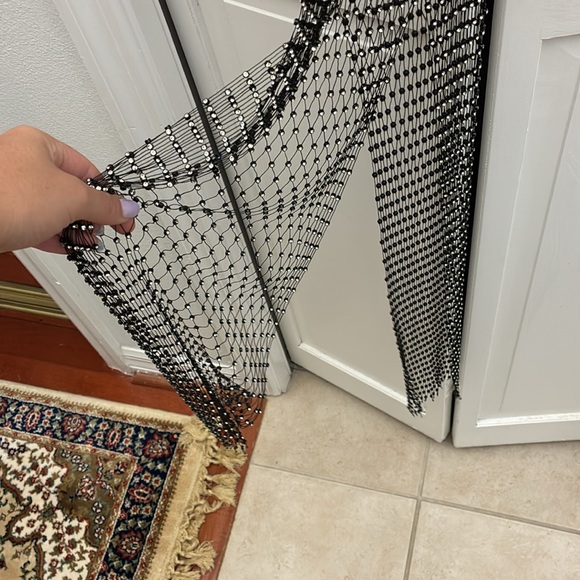 Crystal cover up - Picture 5 of 17